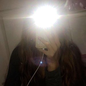 Meet your Posher, Alyssa